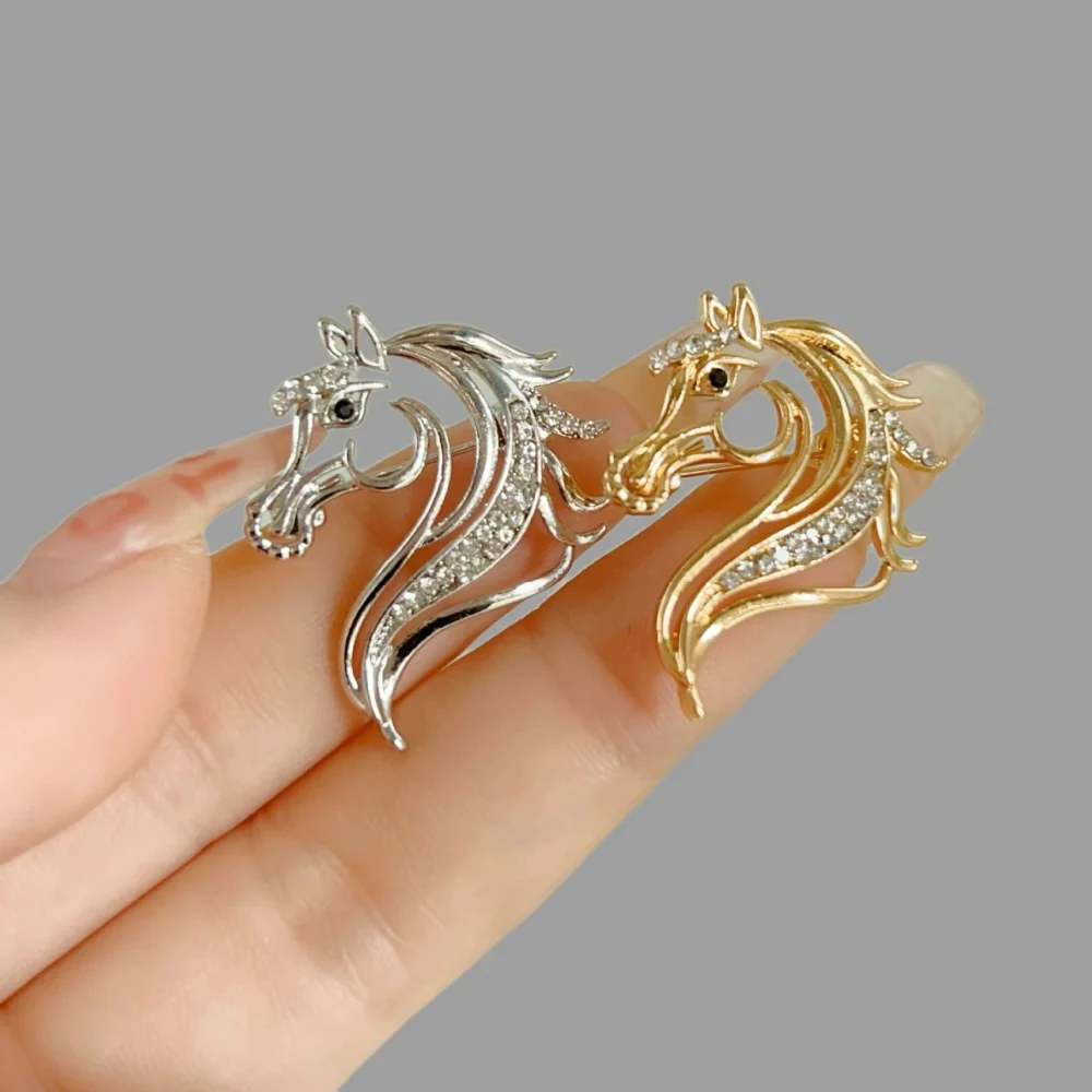 Simple Exquisite Hollow Horse Brooch Versatile Temperament Animal Small Brooch Pin Fashion Clothing Jewelry Accessories Gift