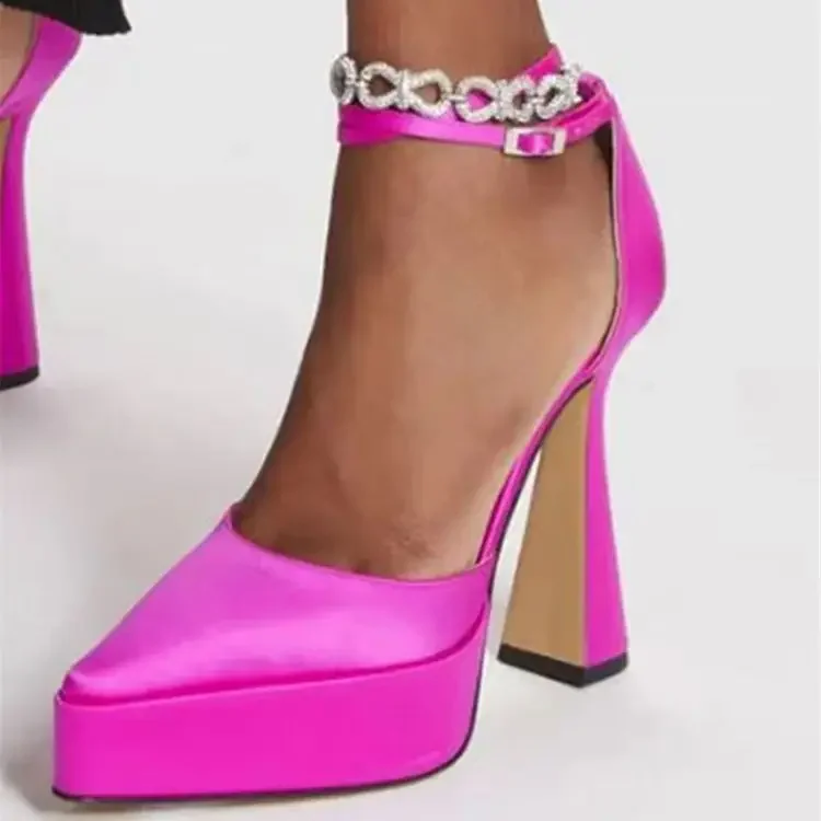 

Newest Pointed Square Heel Pumps Crystal Pendant Chain Sandals A Word Buckle with Shallow Mouth Package Head Single Shoes