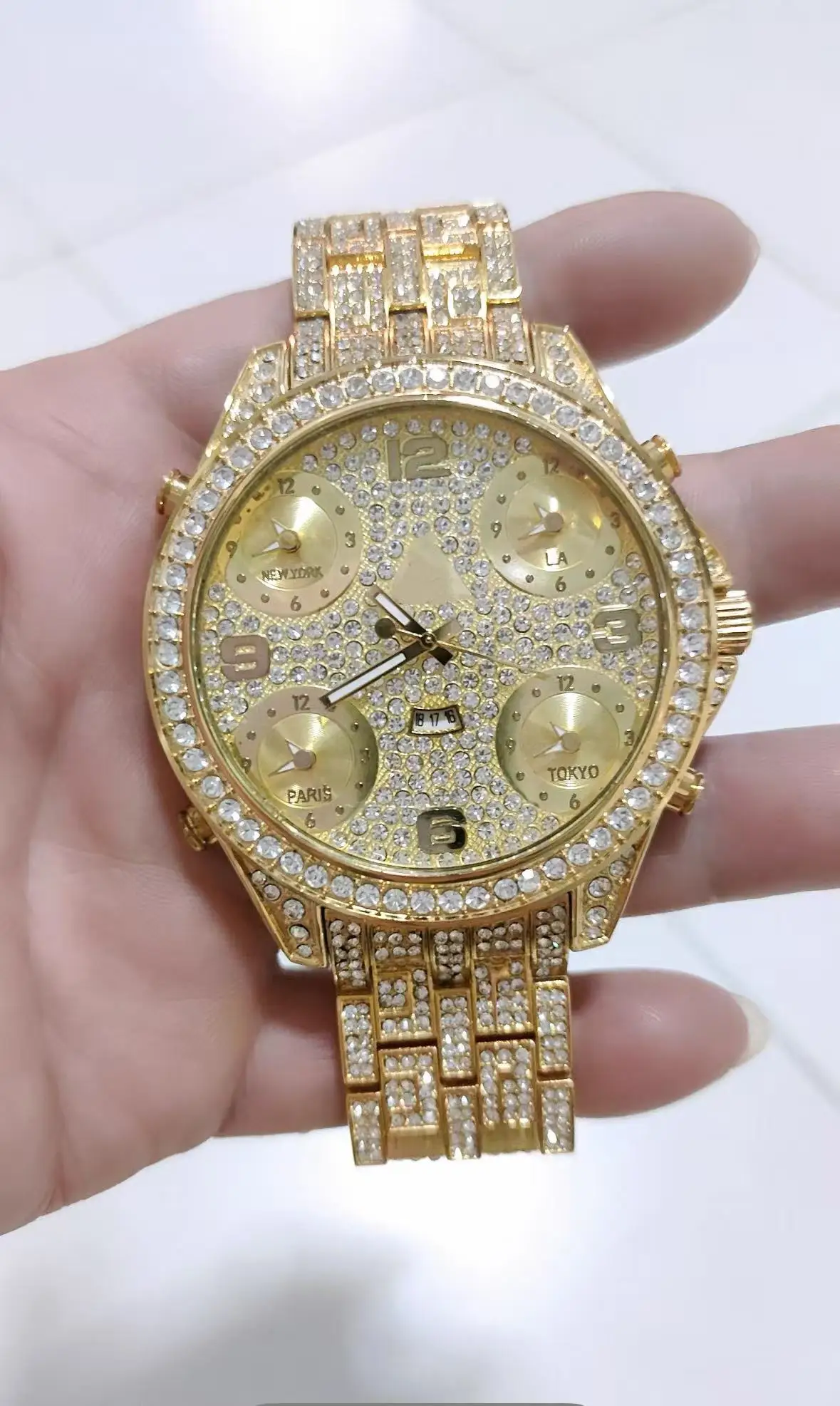 Golden Sky Star men's watch, non mainstream hip-hop watch Steel ring rhinestone watch,