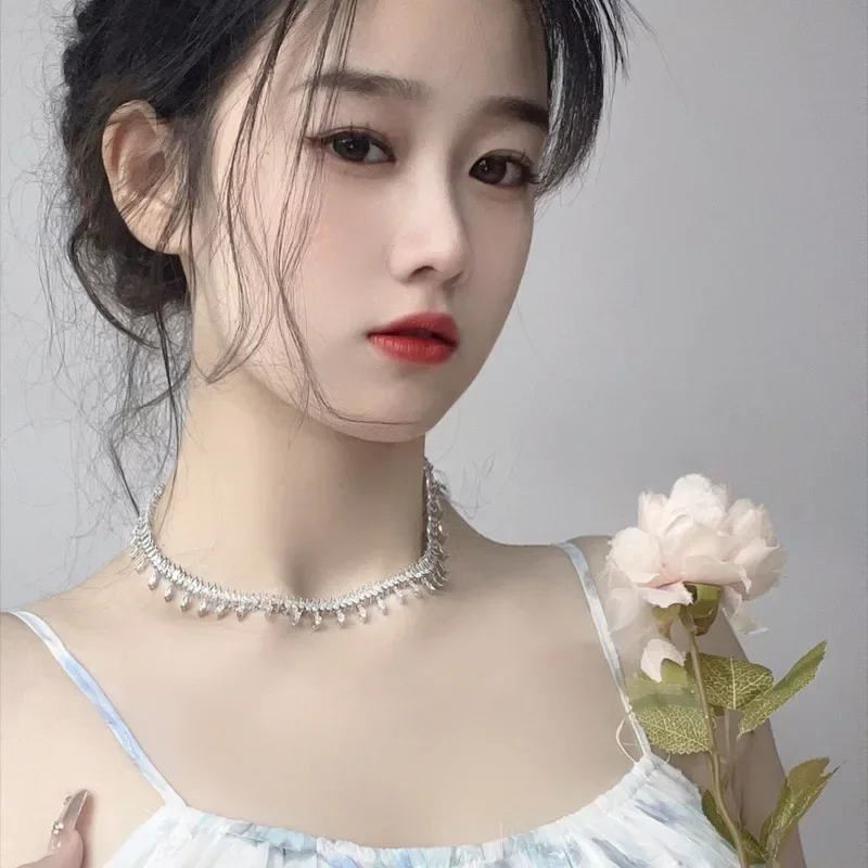 

MDL муассанит стиль циркониевое ожерелье женское ожерелье с тяжелым покрытием из белого золота 18 карат сверкающая звезда река снег тень поток ожерелье