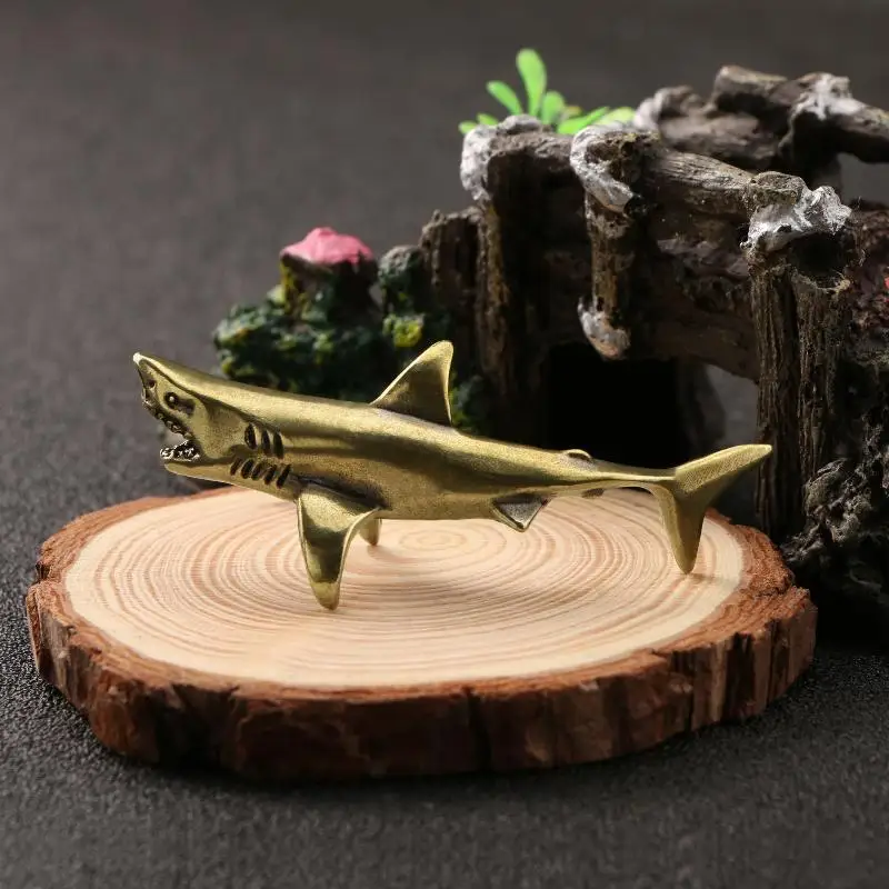 Brass Shark Figurine Metal Shark Statue Retro Antique Craft Ornament For Desktop Tea Table Home Decoration Collection