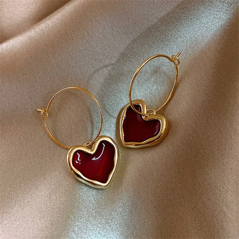 Sweet Burgundy Enamel Heart Earrings for Women Girl Gold Color Metal Love Heart Hanging Dangle Earrings Vintage Jewelry image 3
