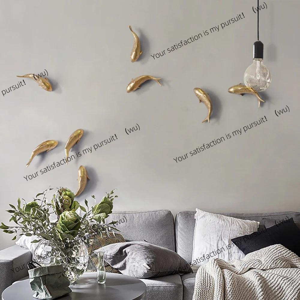 2Pcs Resin Carp Golden Fish Wall Hanging Ornament Personality Fish Figurine for Home Restaurant Background Wall Decor
