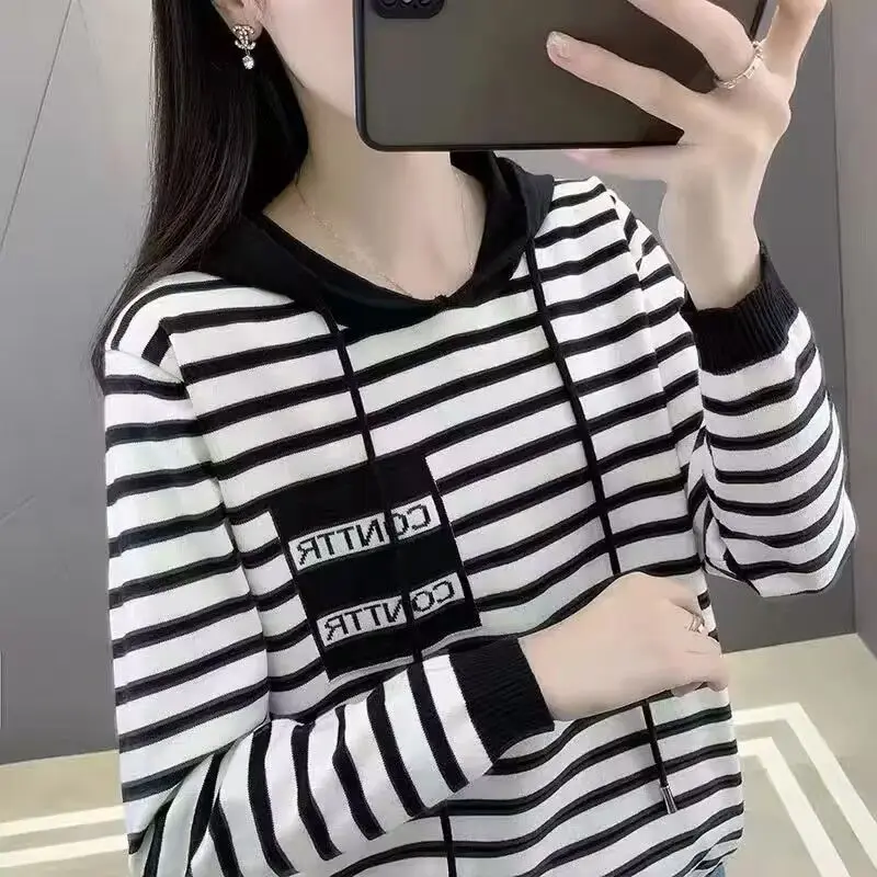 2023 Autumn and Winter Women\'s New Hooded Knit Sweater Sweater Loose Striped Versatile Comfortable Western Bottom Hat Top