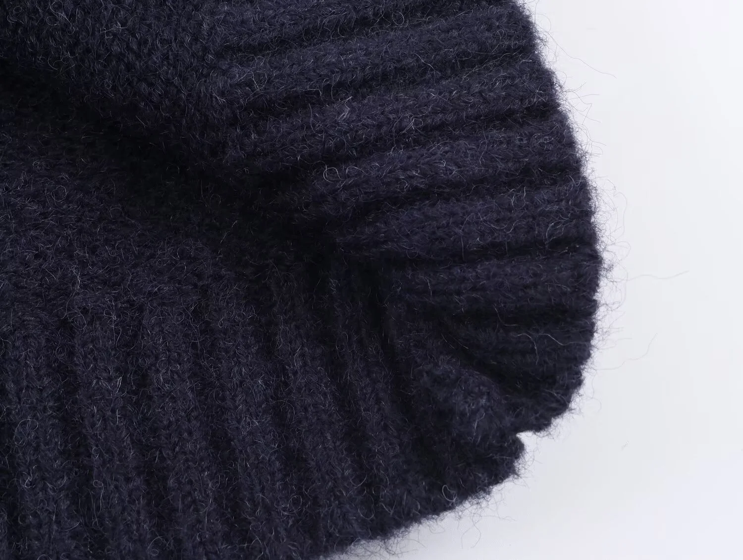 2025 Winter New Women's Casual Fashion Simple Round Neck Long Sleeve Loose Color Block Jacquard Knit Pullover Top