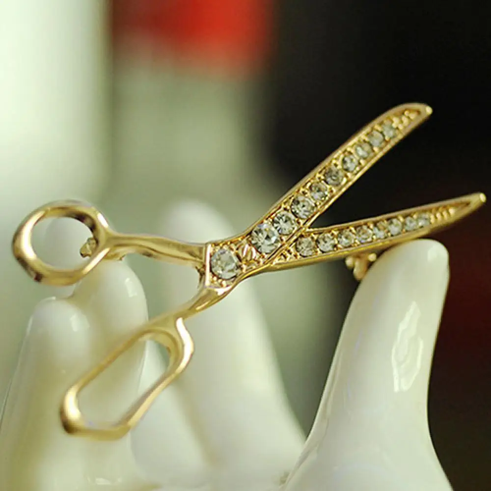 Lovely Handmade Rhinestone Scissor Gold-Plated Brooch Pin Jewelry Best Xmas Gift