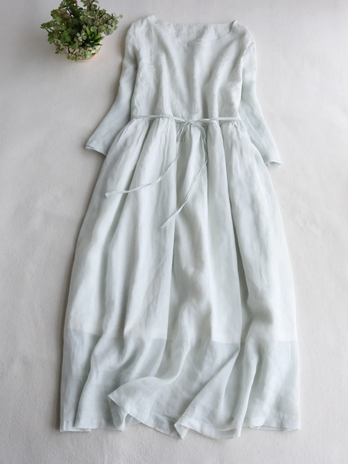 Artistic Pure Color Flax Embroidered Double Layered Long Dr plus Size Women's Summer round Ne Belted Waist Cinched Dr