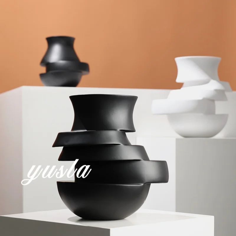 Minimalist model room living room coffee table dining room flower arrangement vase hotel villa showroom decorative items soft fu