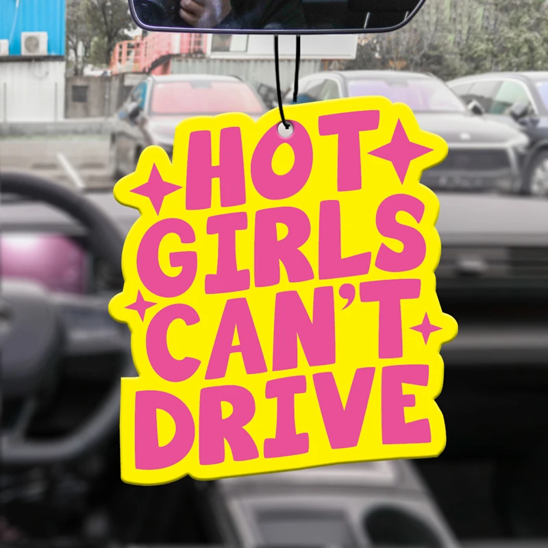 Aroma de Fresia y Pera Inglesa (Tendencia Internacional) – Chica Moderna No Conduce, Chica Rosa, Broma Divertida, Colgante Original – Ambientador para Coche, Ambientador para Armario, Perfume, Decoración para Espejo Retrovisor, Colgante para Interiores de Coche, Fragancia Natural para Purificar el Aire, Ambientador con Diseño de Anime, Decoración Colgante para Sala de Estar, Oficina, Habitación, Mesita de Noche