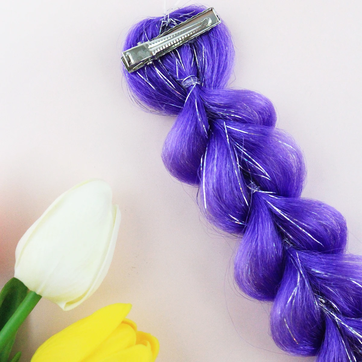 Anxin Marken-Kunstfaser-Perücken: Lila Pailletten- und Strass-Geflochtene Perücken, Haarverlängerungen, Party- und Festival-Cosplay-Styling Haaraccessoires – Detail 2