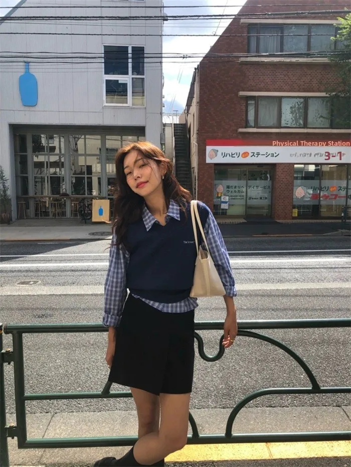 

Autumnal Plaid irt V-Ne Knitted Vest Women's Faion Long Sve Button up Classic Sle Selfwill 206N Ladies' irt