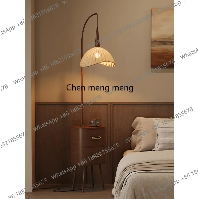 E182 retro style floor, bedroom bedside table, medieval style high-end sense, shelf next to the sofa
