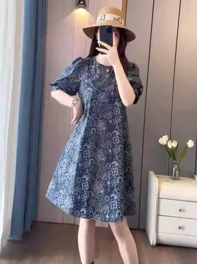 

Новая летняя миди-платье А-силуэта больших размеров с цветочным принтом, скрывающее живот, в ретро-стиле, синего оттенка, с завышенной талией