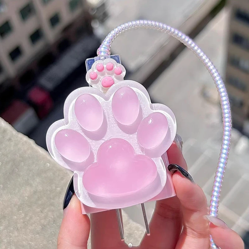 3D Cat Paw Design Charger Cable Protector Cover For IPhone 15 14 13 12 18W 20W Original Charger Data Cord Winder Protective 2024