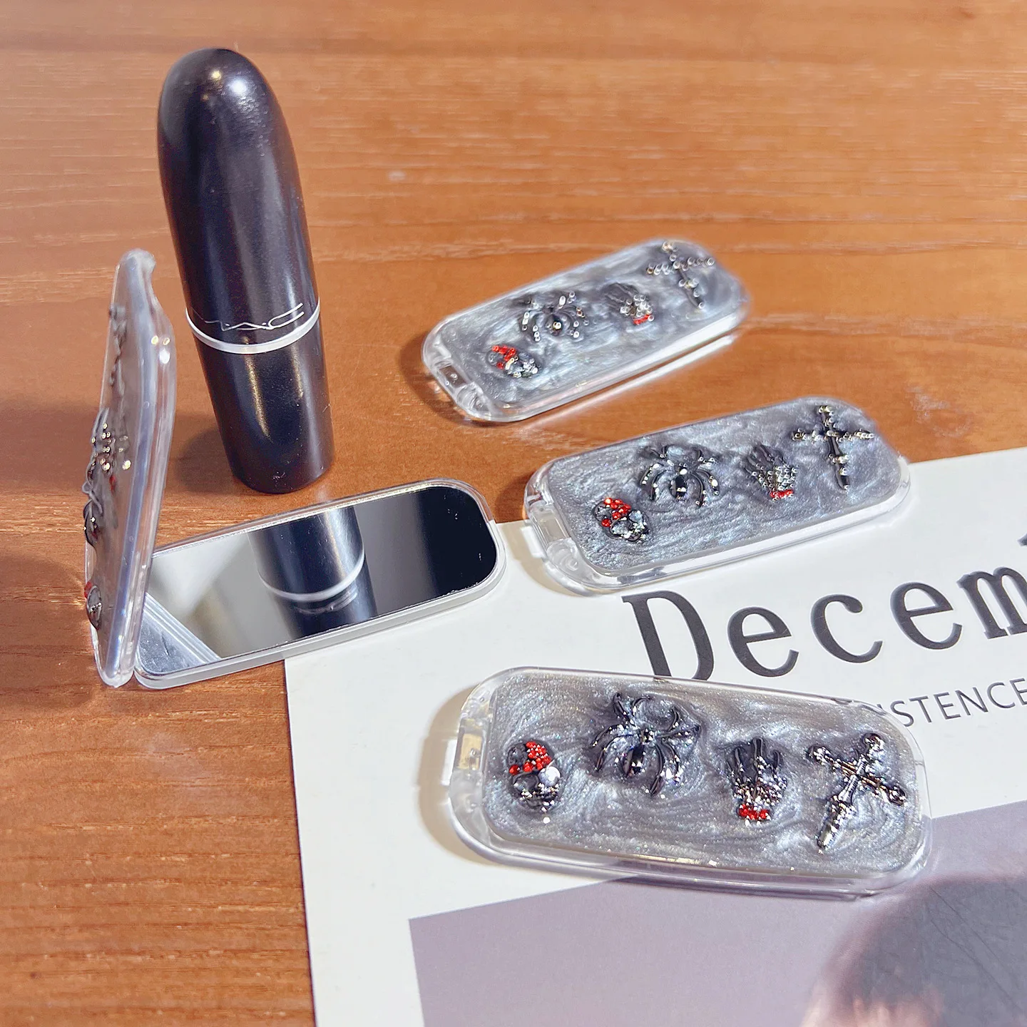 New Style Resin Phone Case Back Sticker Stand, Folding Mirror Makeup Mirror, Black Cross Skeleton Head