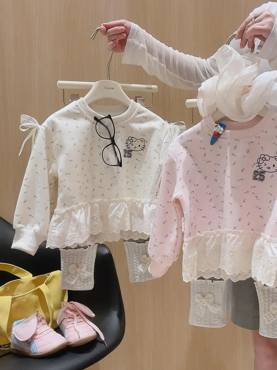 

Girls' Comfortable Casual Sweatirt Pants Set Spring 2026 Breathable Cotton Long Sve Hoodie Pants Two-Piece Set Korean Sle