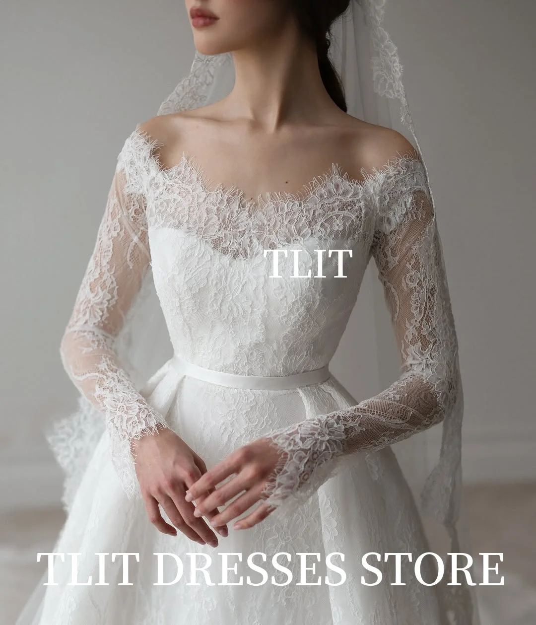 TLIT Luxuriöse A-Linie-Brautkleider aus Spitze, maßgeschneidert, trägerlos, فسات Adri Diego Diego Schulterfreie Brautkleider mit Spitzenbündchen