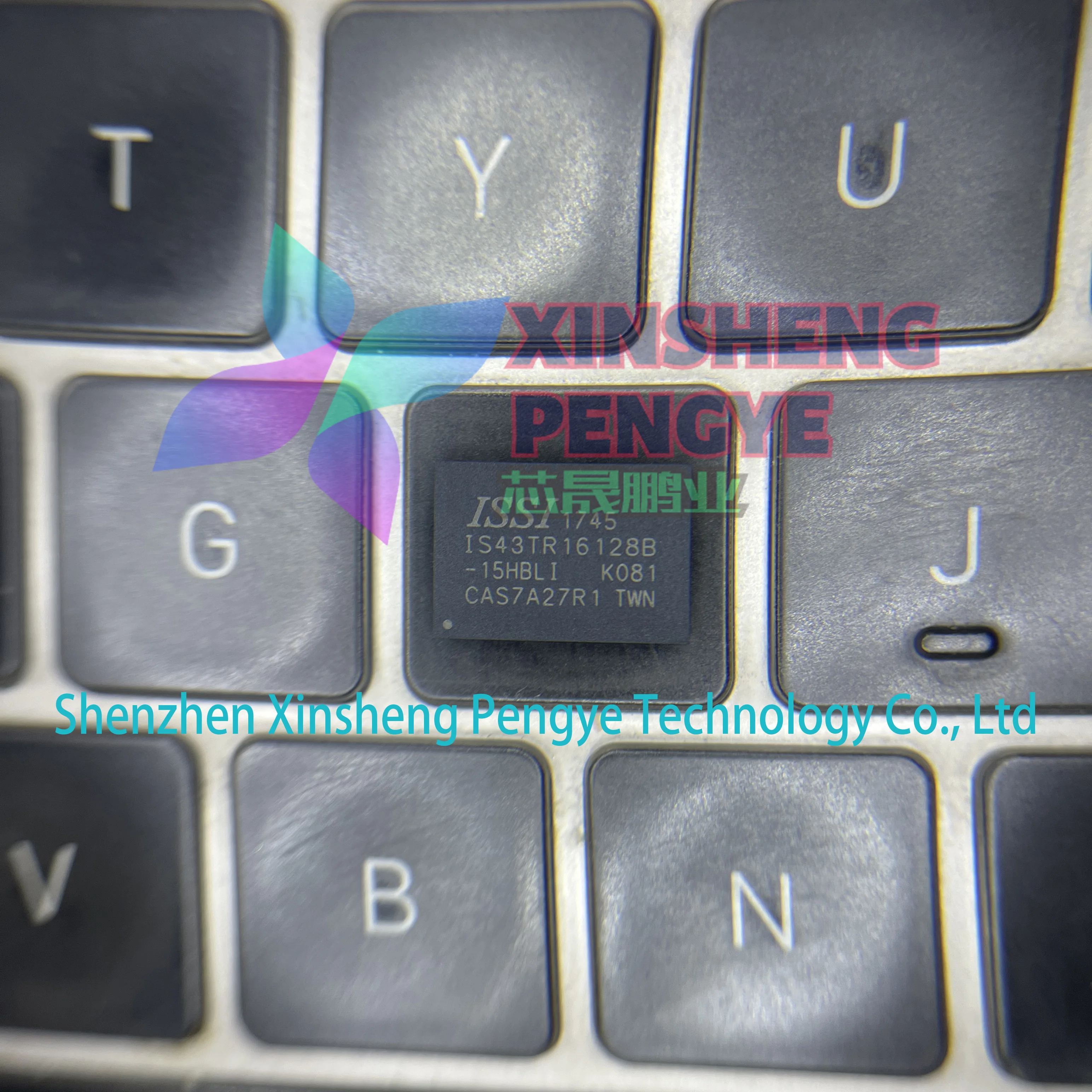 جودة عالية IS43TR16128B-15HBLI-TR IS43TR16128B-15HBLI حزمة FBGA-96 SDRAM DDR3 2G(128Mx16) 1333MT/s ذاكرة الوصول العشوائي IC في المخزون