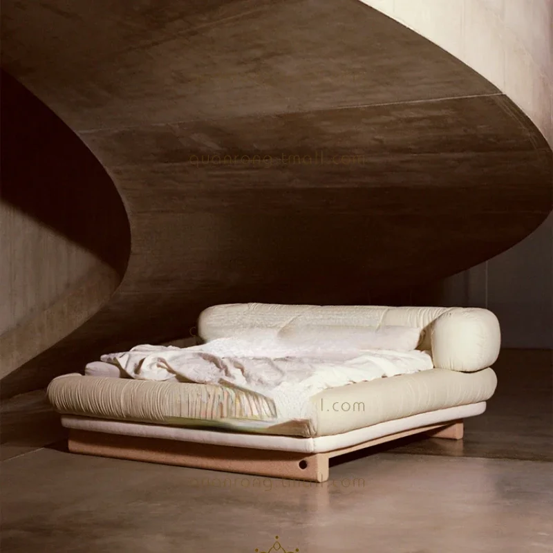 

Cream Style Puff Bed Bread Bed Cloud Bed Japanese Style Silent Style Design Sense Master Bedroom Fabric Double Bed