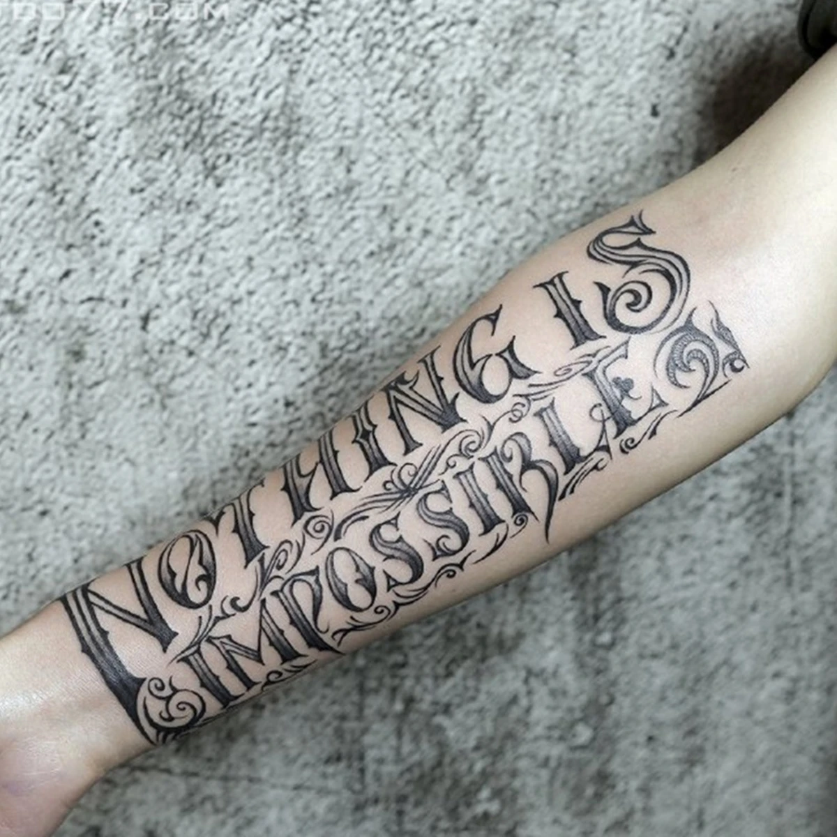 Autocollant de Tatouage Temporaire Imperméable pour Homme et Femme, Rien n'est Impossible