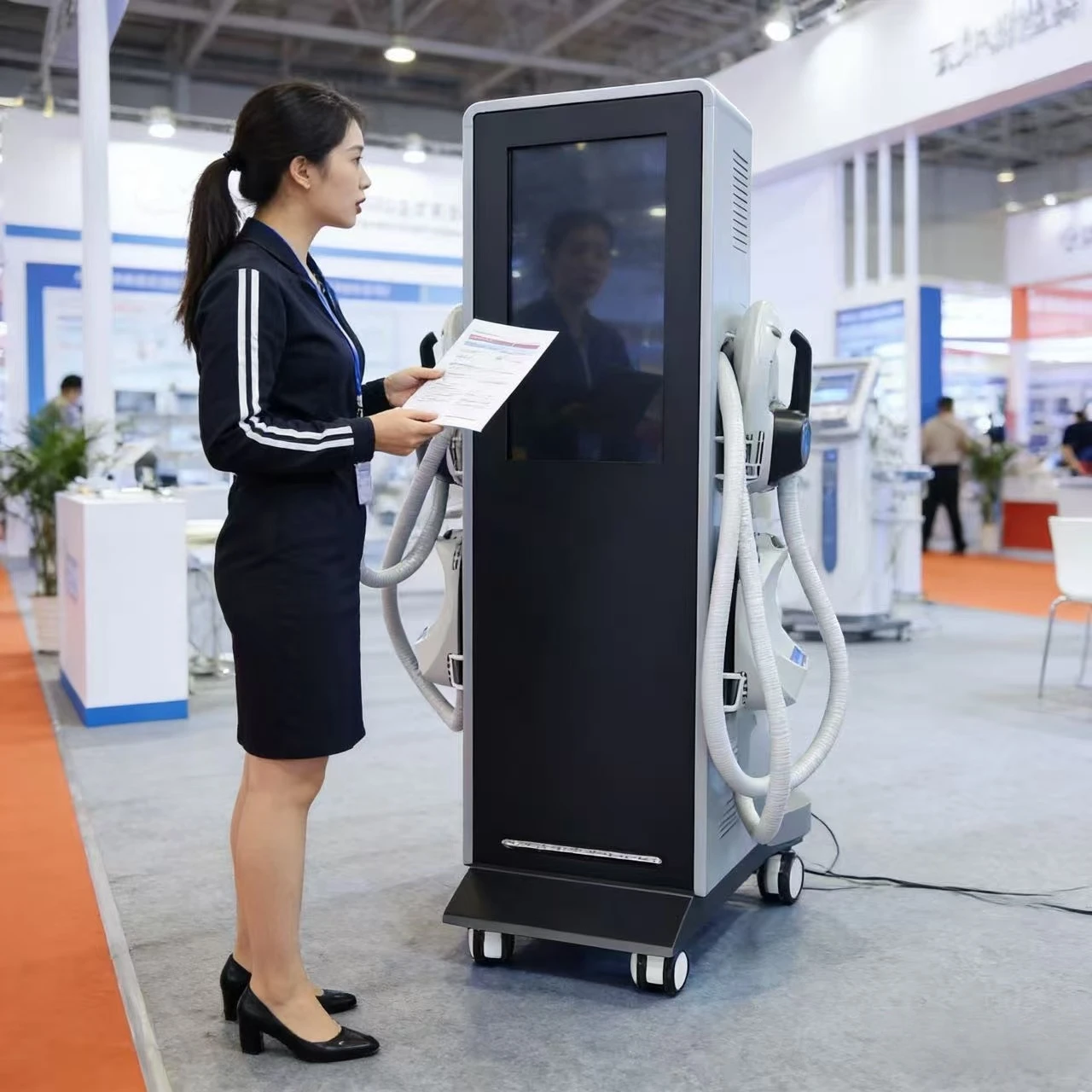 

4 in 1 Body Sculpting Contouring SLyric Controlled EMS Muscle Stimulator RF Body Slimming Ems Stimulation ABS Material