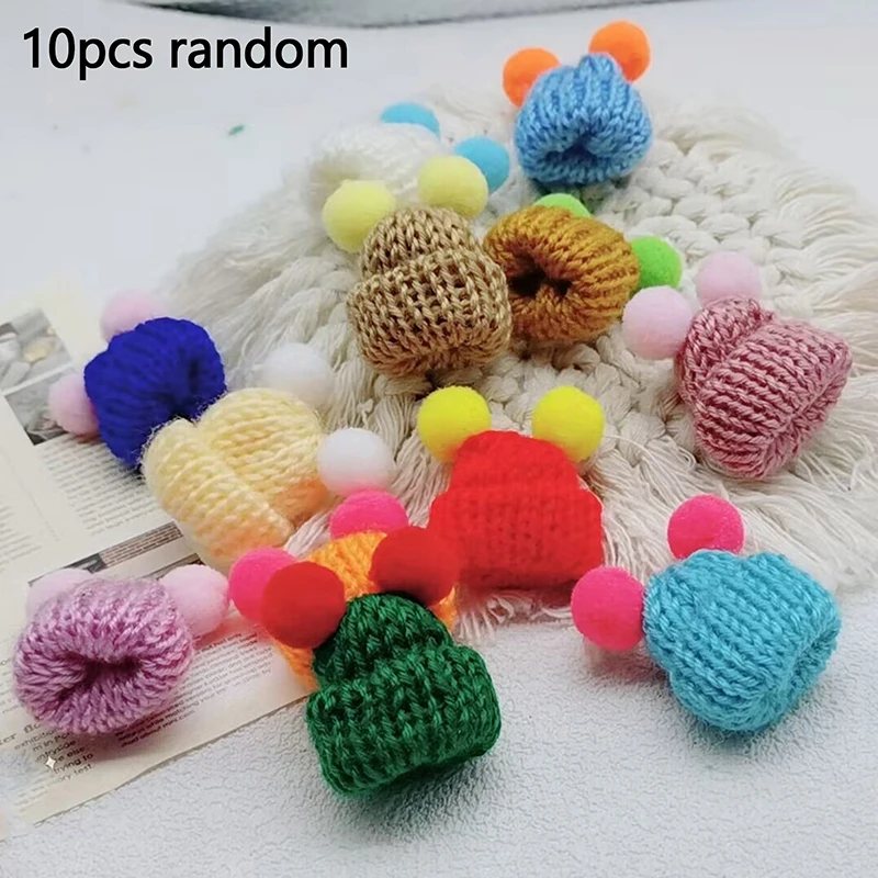 10Pcs Dollhouse Double Ball Mini Hats Dollhouse Miniature Fashion Finger Knitted Hat Cap Decoration Dollhouse Toy Accessories