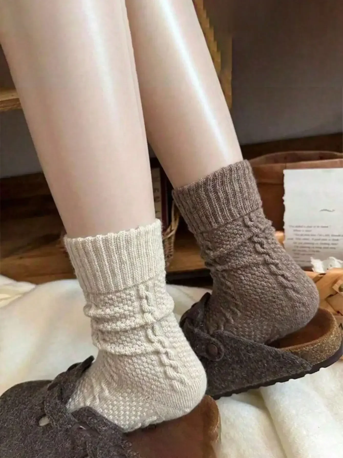 5-Pair Mixed Color Knit Couple Socks Set, Delicate Fabric Odor Resistant Soft Socks, Funky Multiple Soothing Tones For Spring Fall Winter