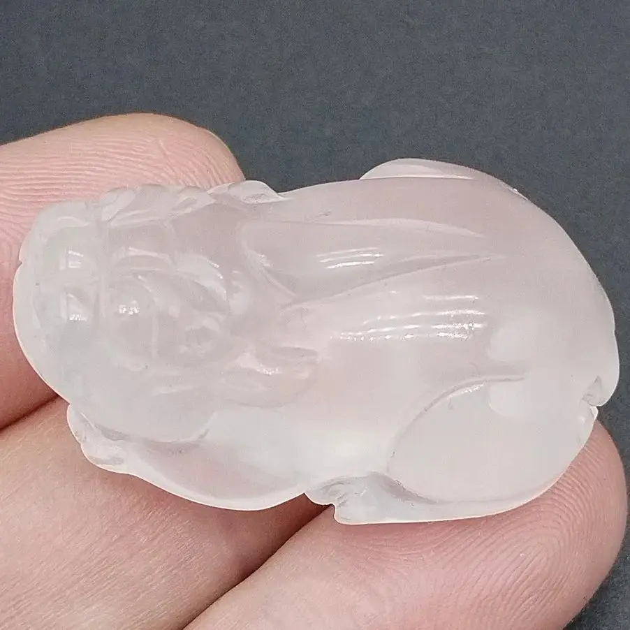 

Asian White Quartz China Crystal Carving Dragon Pi Xiu Lucky Pendant
