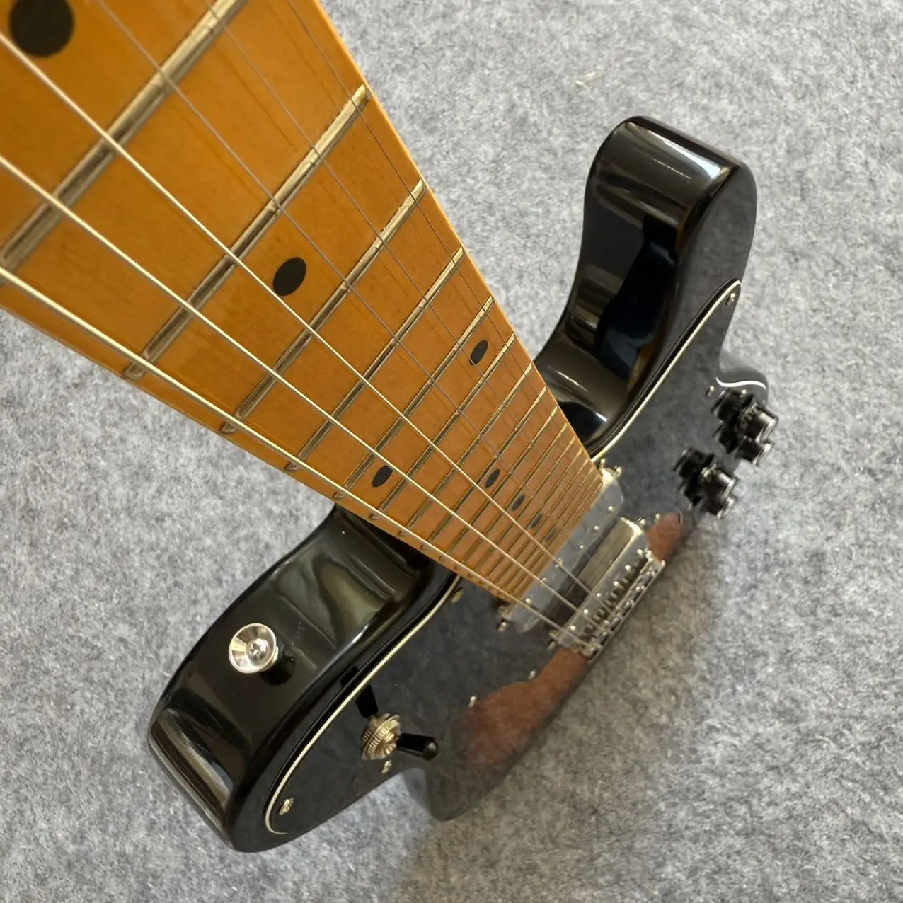 

Новая гитара 2026 года: хит продаж, 6-струнная, с изысканным теплым и ярким звучанием.