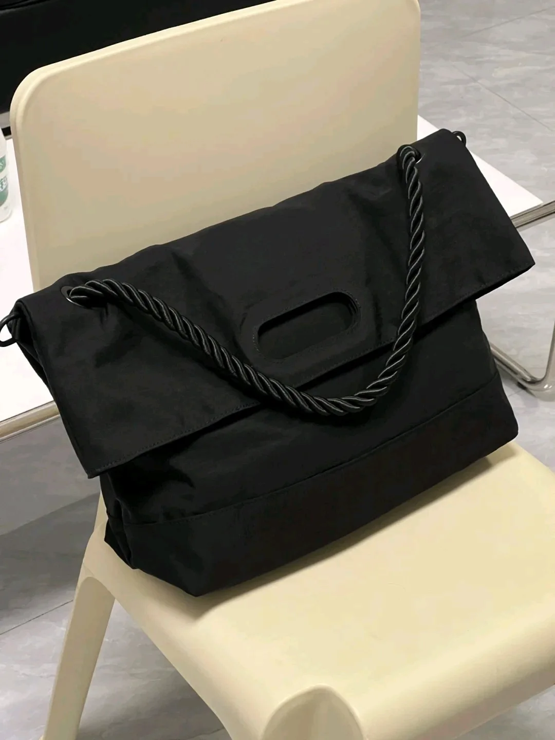 Czarny Nylon damskie torby Crossbody modne z szerokim paskiem na ramię, na co dzień, prosta, dopasowana damska torba kurierska