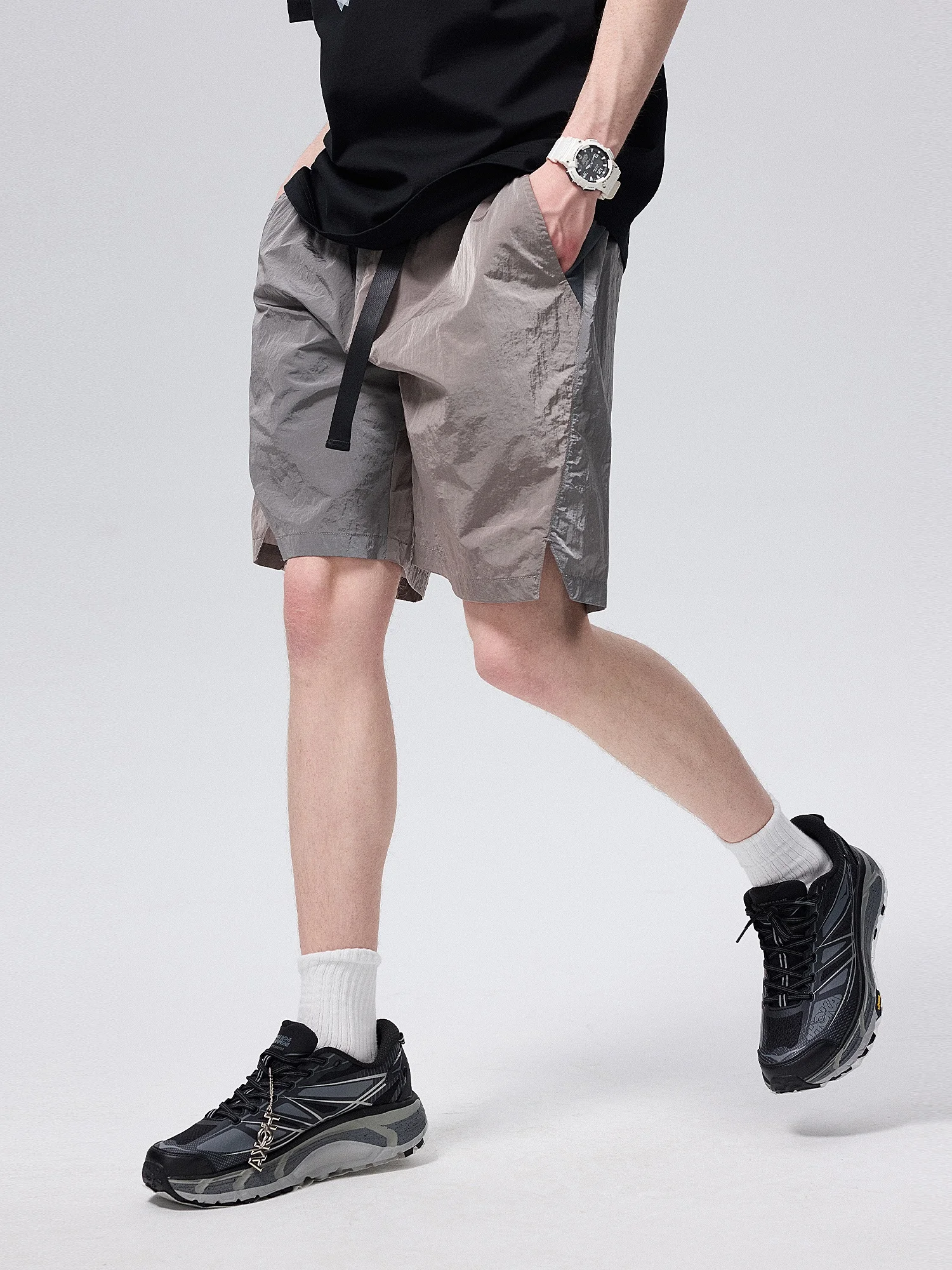 GuukaTech Quick Dry Metal Nylon Sport Shorts Men's Summer Beach Pants Lightweight Outdoor Casual Loose Fit Four-Way Stretch