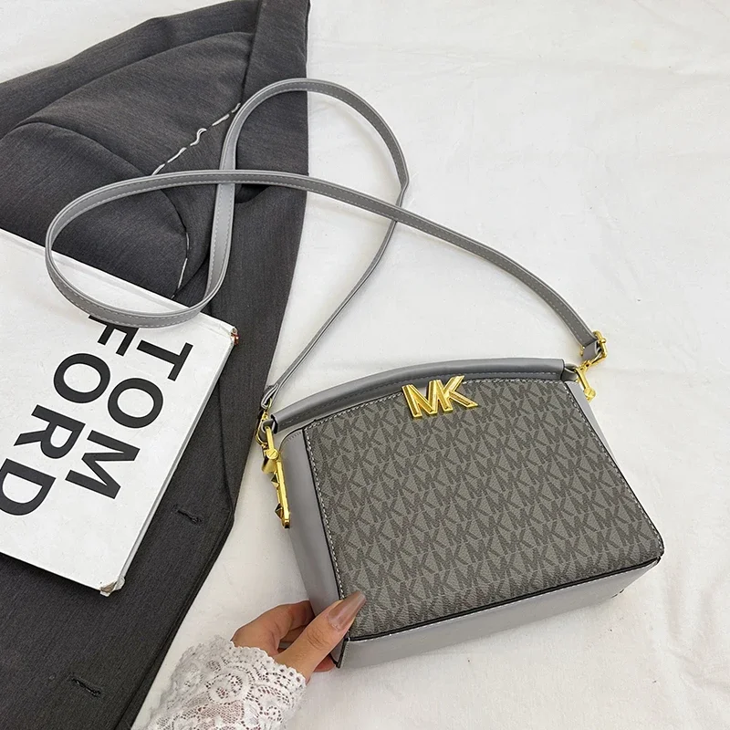 

2025 Latest Ladies' Handbag - Premium Versatile Pattern, Crossbody/Handheld, Sleek Texture & Spacious Design + Free Shipping