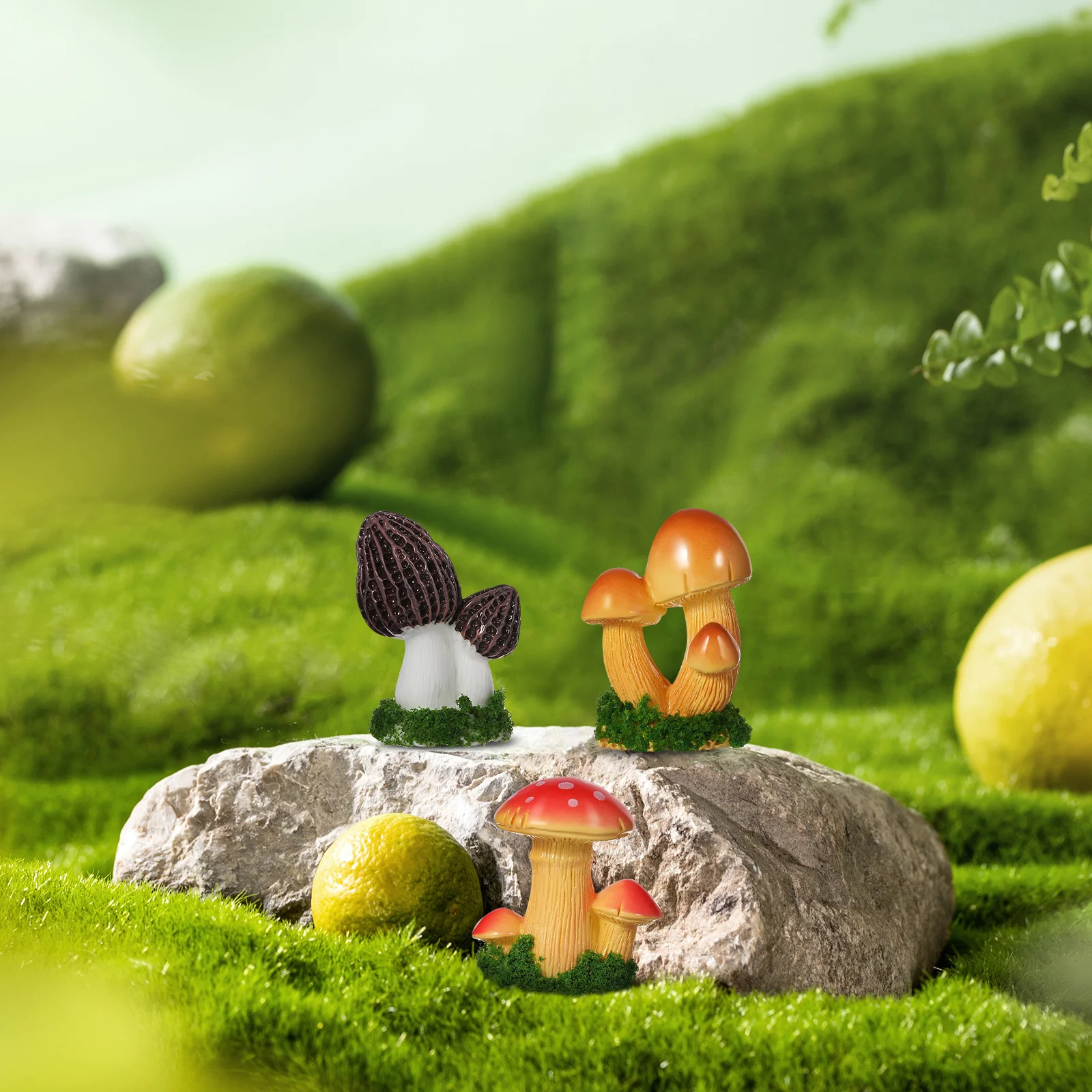 

4Pcs Mini Mushroom Statues Vivid Resin Realistic Micro Landscape Garden Decorations Indoor Outdoor Plant Pots Mini Mushrooms