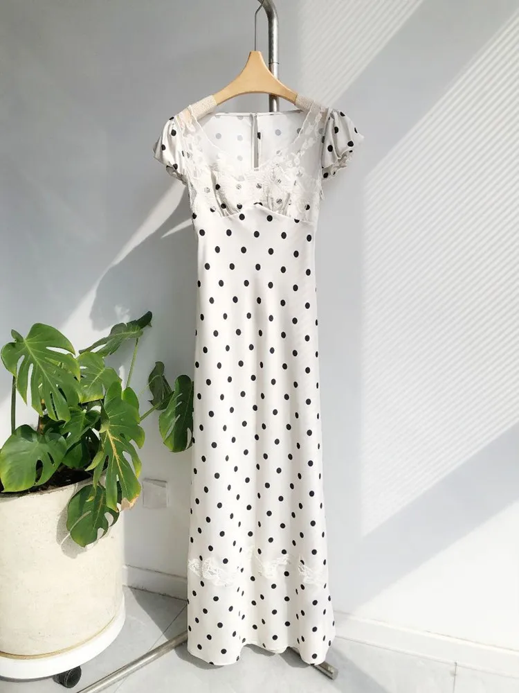 black and white polka dot dress zara Designers Took On *That* At The Spring/ Summer 2020 Shows DRAPED POLKA DOT DRESS -