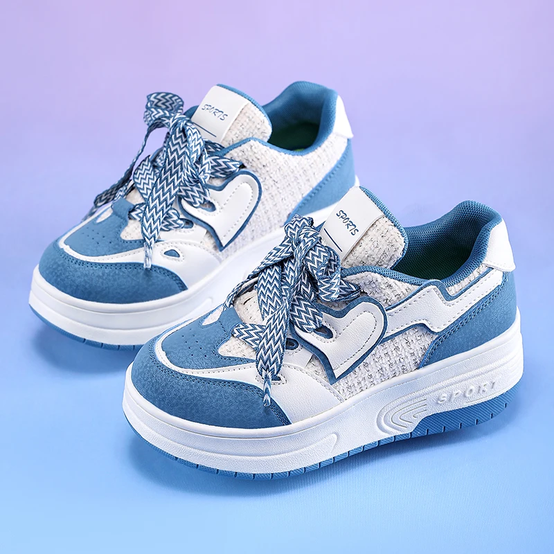 

Viral Kids' Heelys (New): 4-Wheel Roller Skates (Girls), 2-Wheel (Boys), Student Transformable