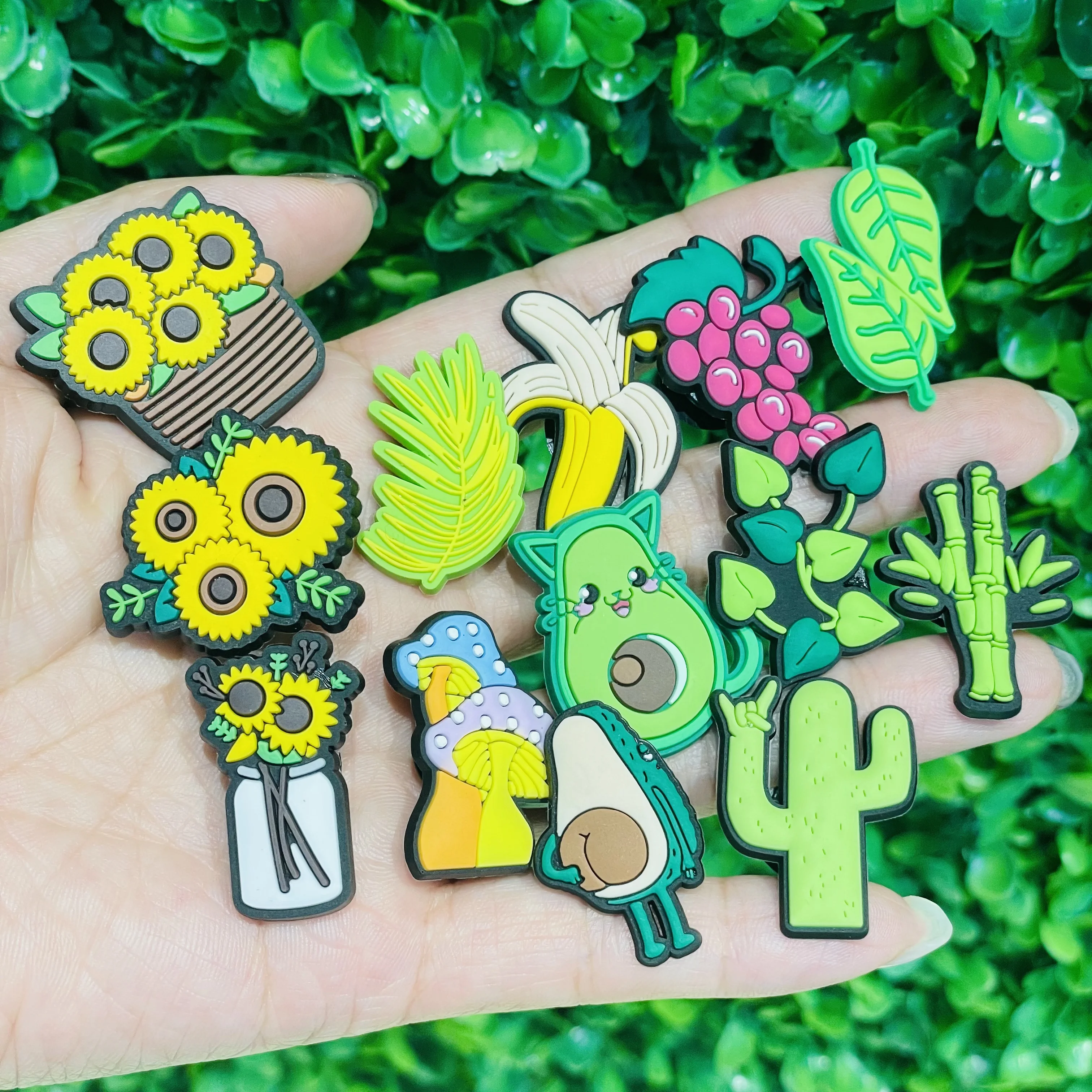 13-27Pcs Mushroom Grape Avocado PVC Green Series Shoes Buckle Charms Frog Sandals Decorations DIY Bracelet Holiday Gift