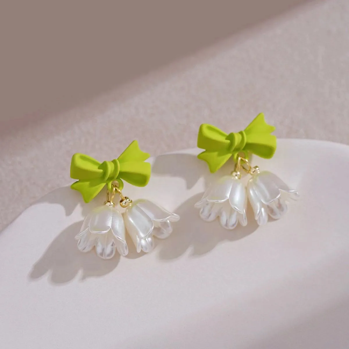 Green Bowknot Knotted Lily of the Valley Pendant Earring for Women Convallaria Majalis Jewelry Wholesale Christmas Girl Gift