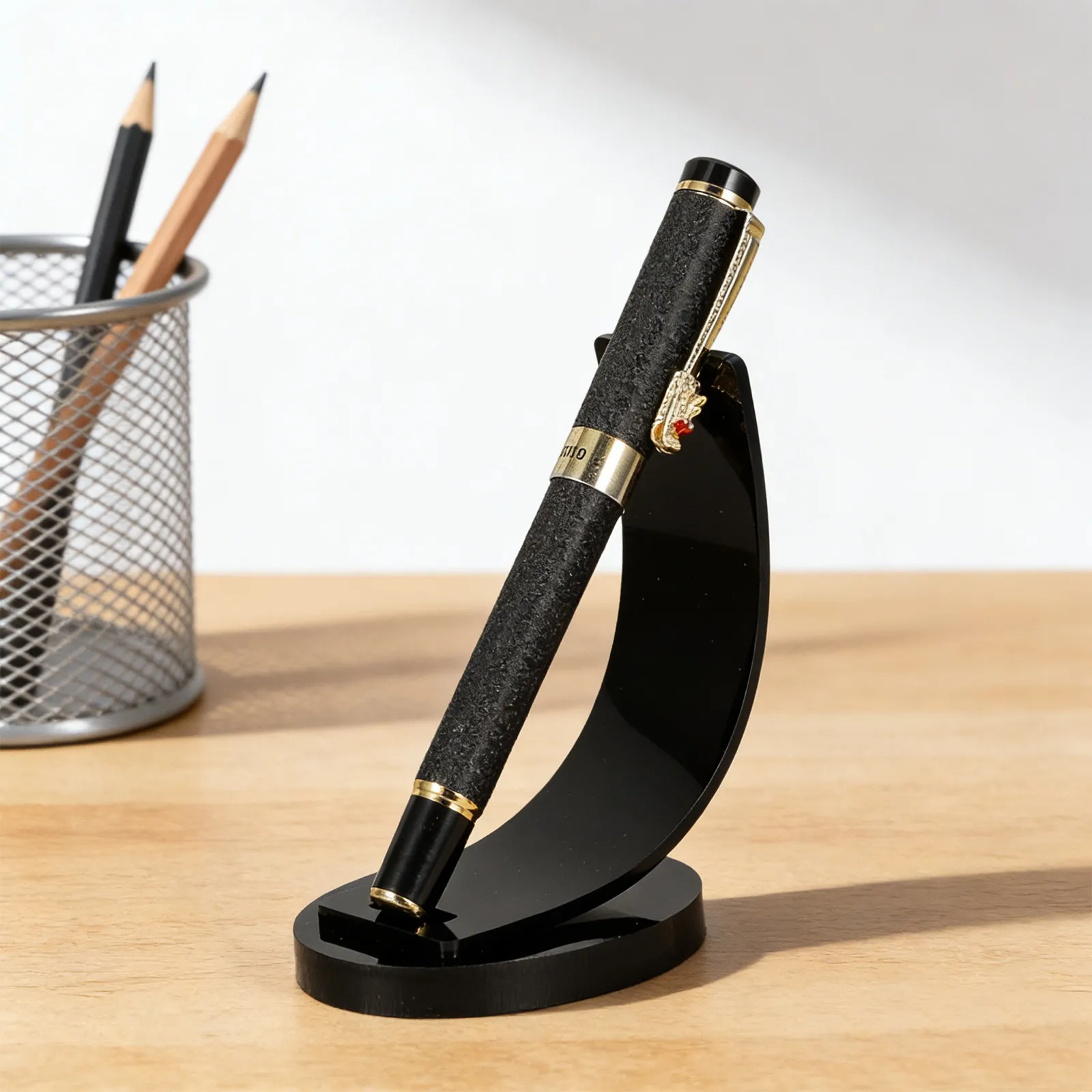 3Pcs Transparent Plastic Pen Holder Display Stand Creative Makeup Brush Holder Single Upright Desk Pen Rack for Paintbrushes