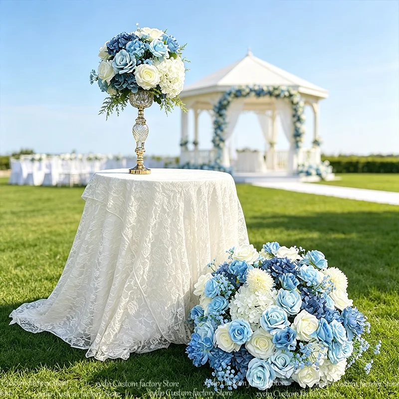 Blaue und weiße künstliche Blumen, KT-Board-Hintergrund, Seidenrosen, Hortensien, Blumenarrangement, Hochzeitstorten-Tisch, Blumen-Event-Party-Deko – Detail 7