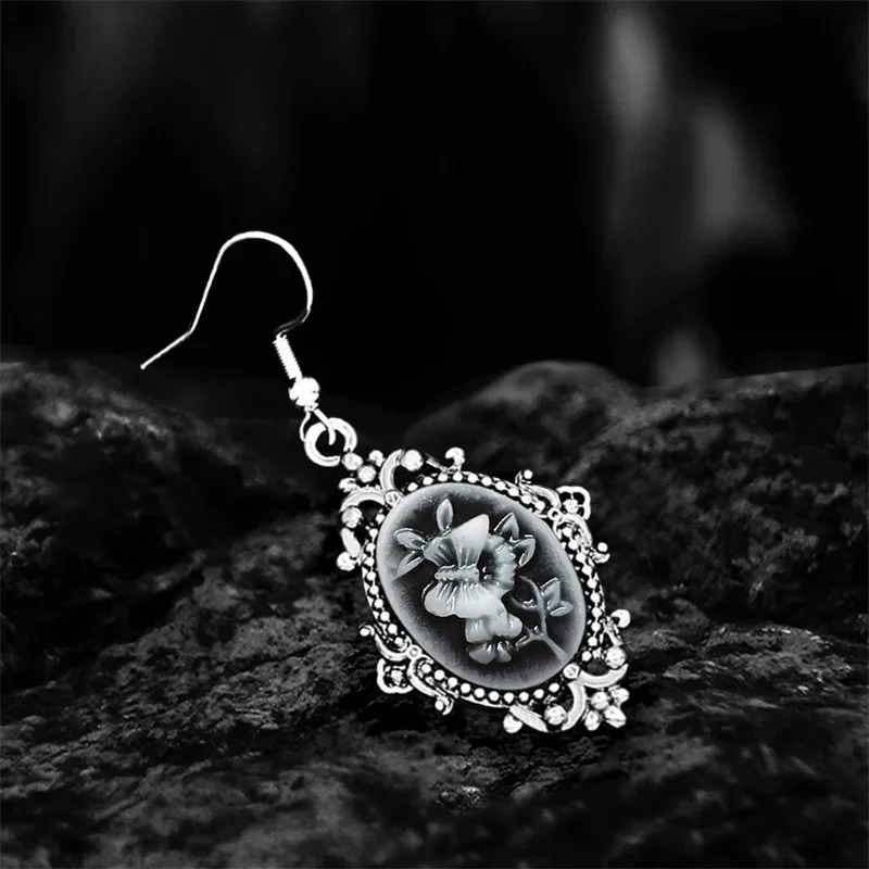 Vintage Gray Butterfly Plant Cameo Earrings For Women Antique Silver Plated Stainless Steel Hook Cameo Earring