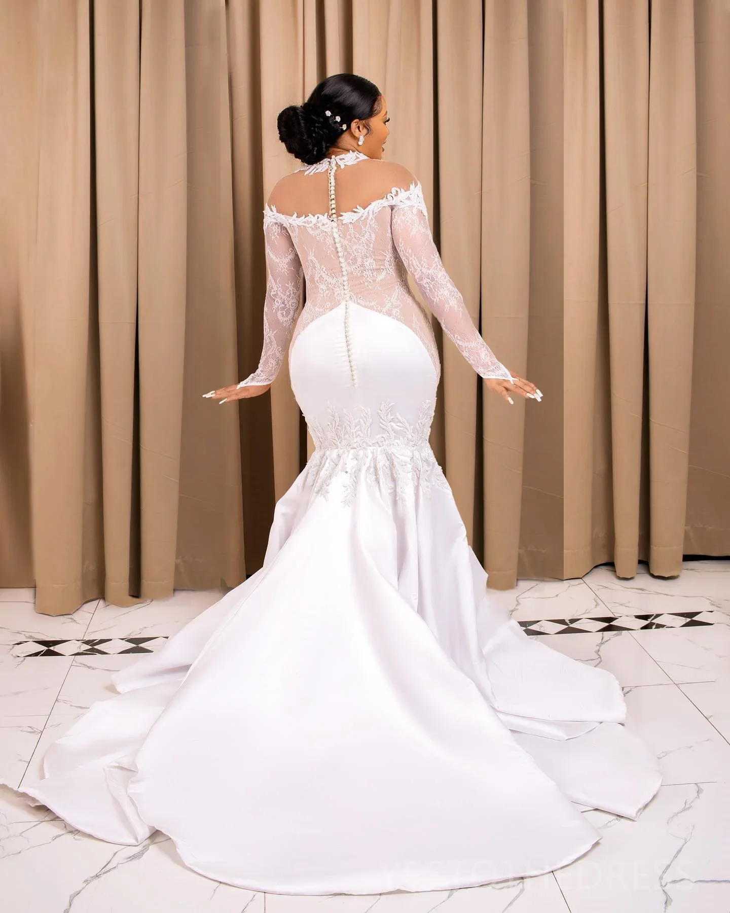 Personalizado alta pescoço rendas apliques vestido de casamento vestidos de novia ilusão mangas compridas simples plus size vestido de noiva