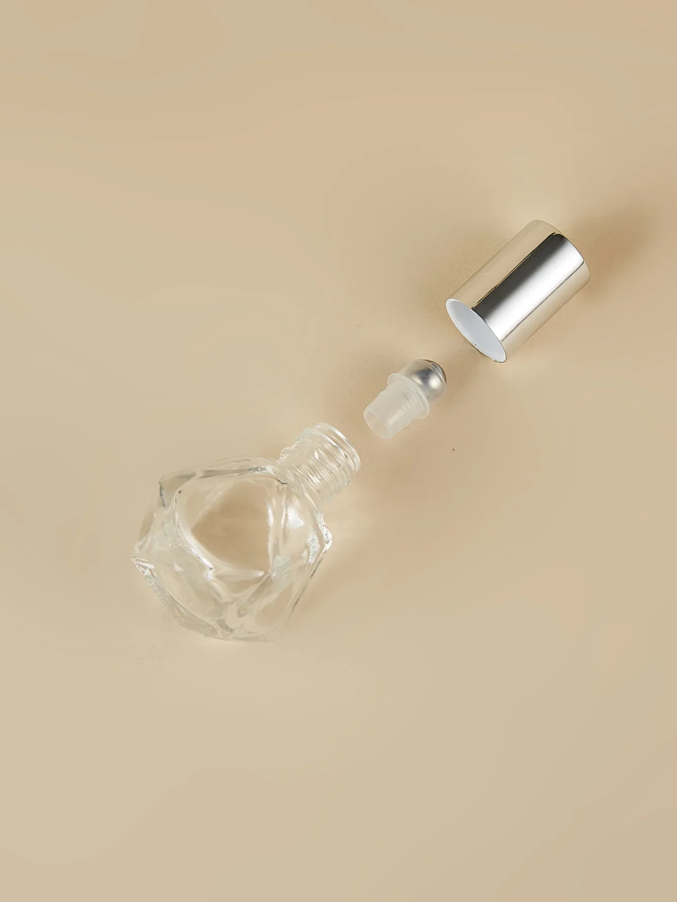 Essential Oil Roller Bottle Polygonal Clear Glass Bottle Refillable Bottle with 8ml Massage Roller Ball for Aromatherapy