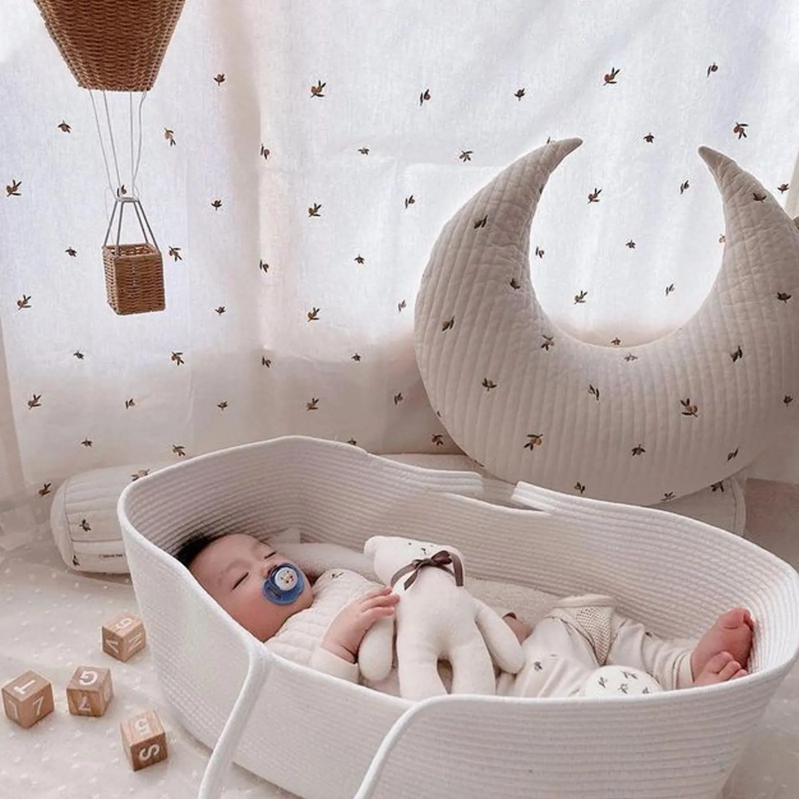 1pcs-infant-sleeping-bag-sturdy-storage-basket-simple-design-diaper-organizer-portable-handle-for-nursery-outdoor-use-reusable