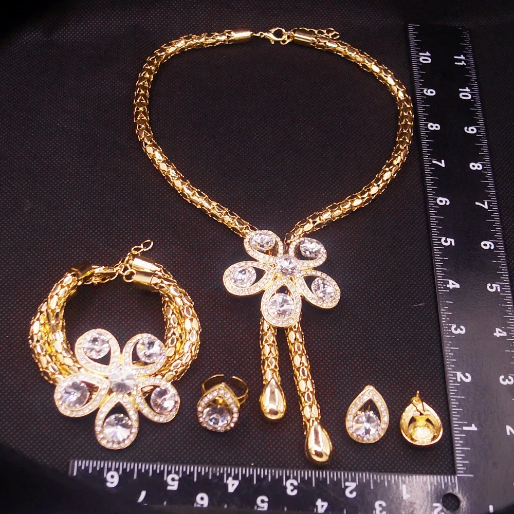 Women Jewelry Set Flower Shape Crystal Necklace Earrings Bracelet Ring Gift Party