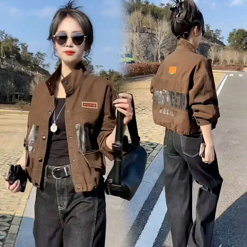Fashionable and Unique Short Coat for Ladies In Spring. New Style, High-End, Spacious and Suitable for Petite Figures. Jacket.