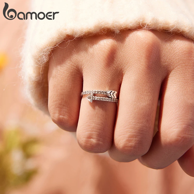 BAMOER 925 فضة السهم الإبهام خواتم للنساء، تشيكوسلوفاكيا مقلد الماس تكويم حلقة الخلود العصابات SCR1143