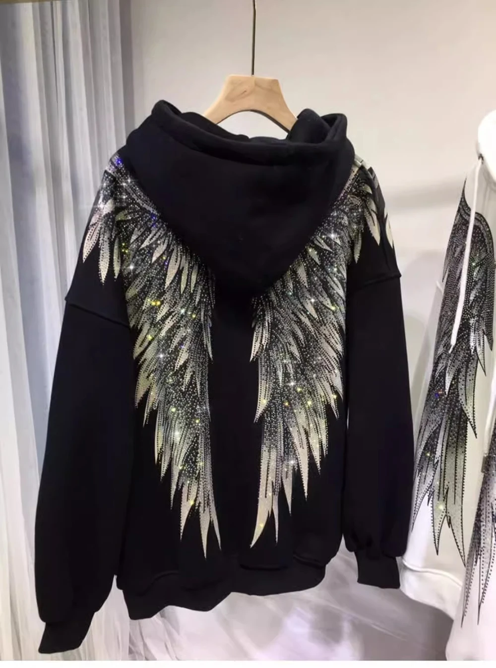 Plus Size Luxury Women Big Wings Hot Beading Hooded Jacket Diamonds Hoodies Coat Cardigan Zipper Velvet Tops