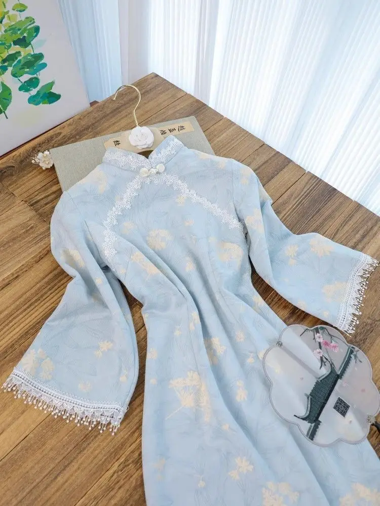 

Женское синее платье Cheongsam с перевернутым большим рукавом, весна 2024, новое элегантное платье в современном китайском стиле для женщин, длинные платья Qipao