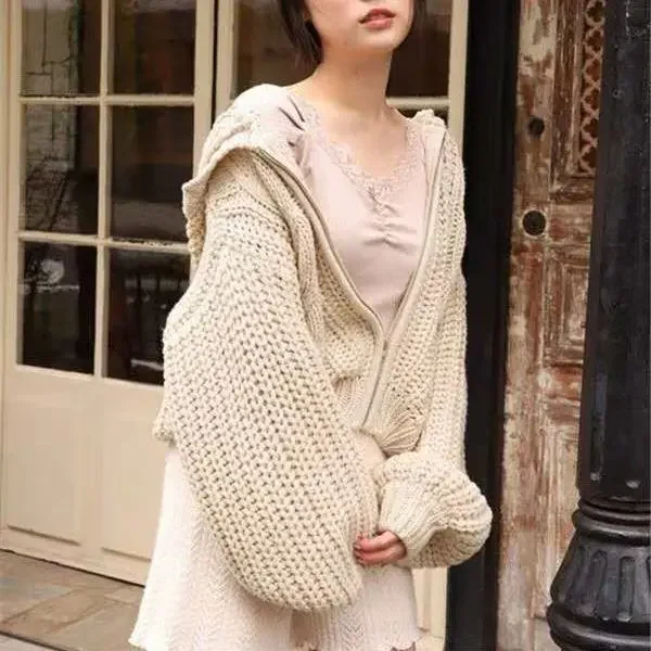 Knitted Women's Loose Fitting Casual Sweet Cute Style Autumn and Winter New Hooded Bubble Sleeve Zippered Jacket Sweater Casual