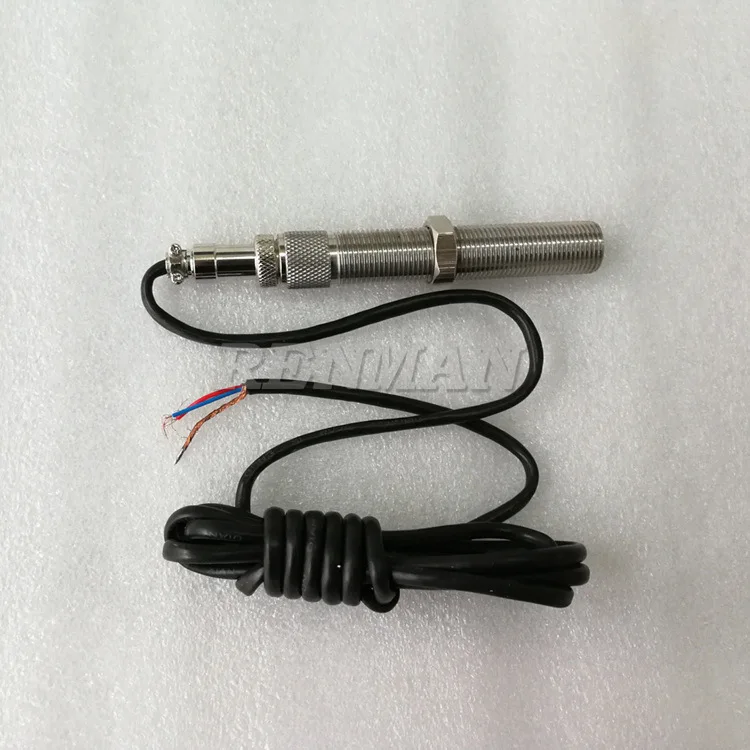 Applicable to Cummins K19 speed sensor 213272 magnetic speed sensor plug alarm speed probe